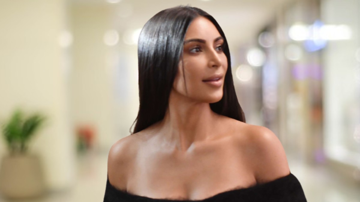 Kim Kardashian Stuns in Maximalist Winter Look with Massive Fur Coat and Hermès Birkin